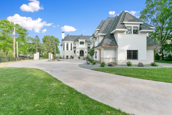 Concrete Driveway Installation in Glen Burnie